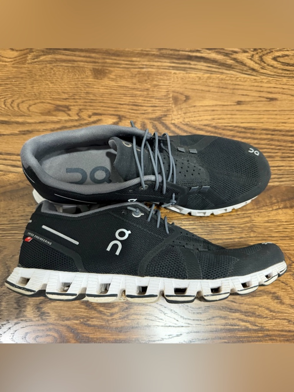 On Running Cloud women’s Running Shoes - Black